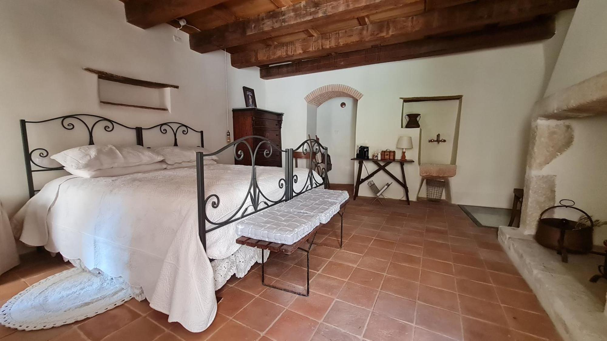 Bed and Breakfast Palazzo Pirro Dimora Storica Acciano Екстер'єр фото